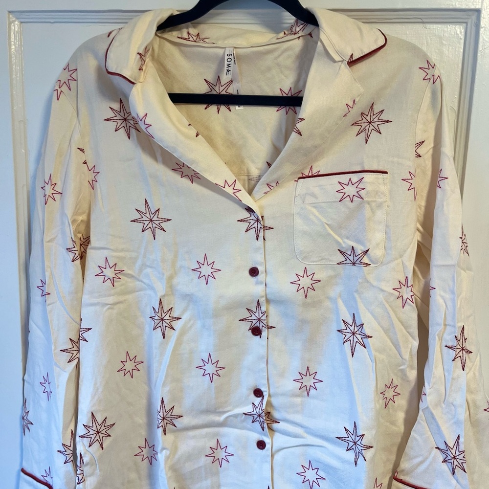 Soma Cream Pajama Top with Red Star Design